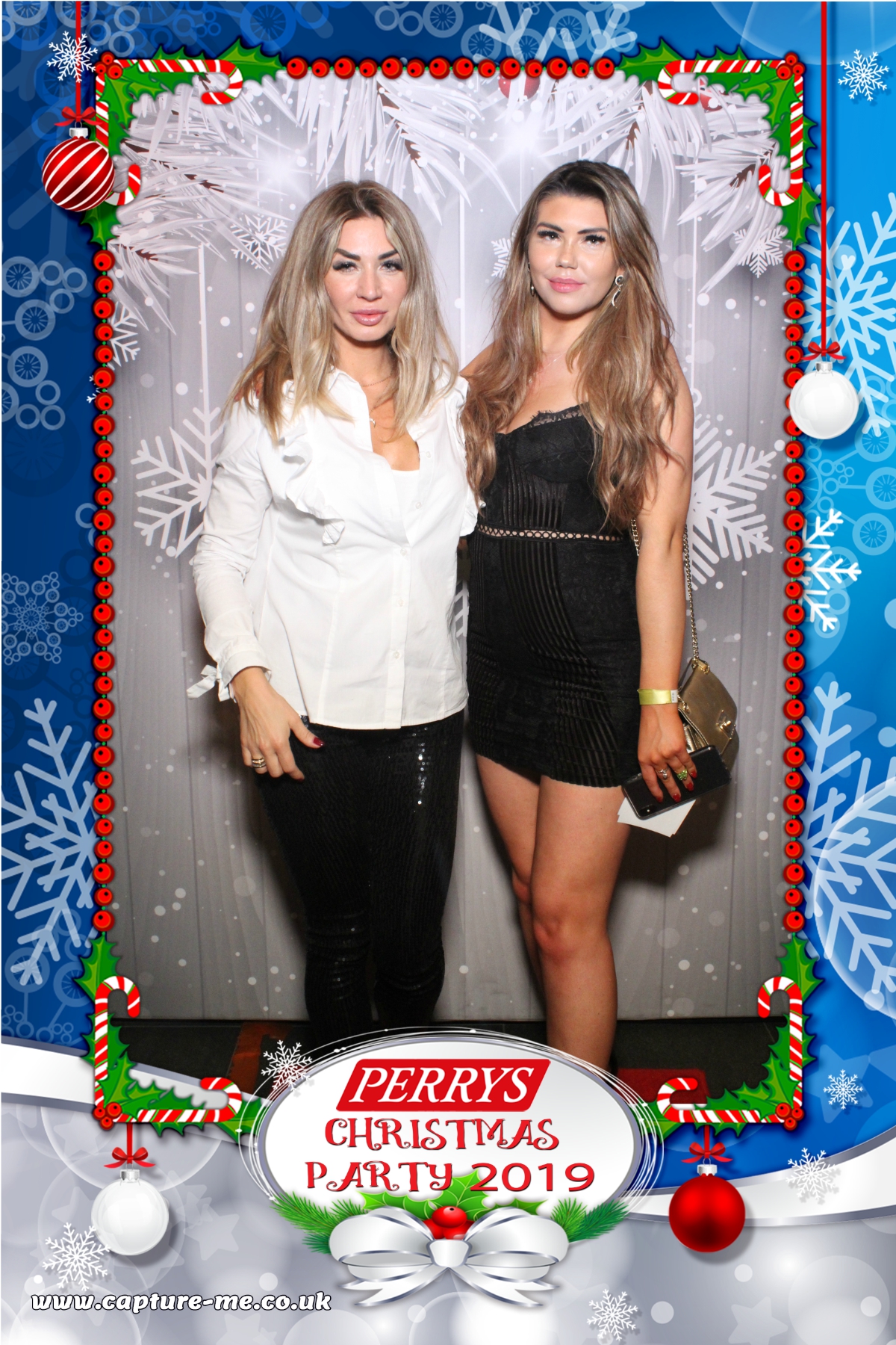 Perrys Aylesbury Christmas Party | View more photos from the event at gallery.capture-me.co.uk/u/Capture-me/Perrys-Aylesbury-Christmas-Party
